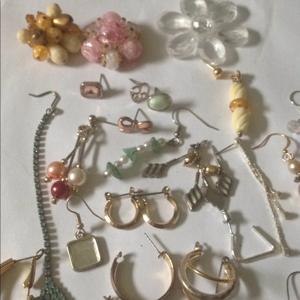 Bundle Single Earrings - image 2